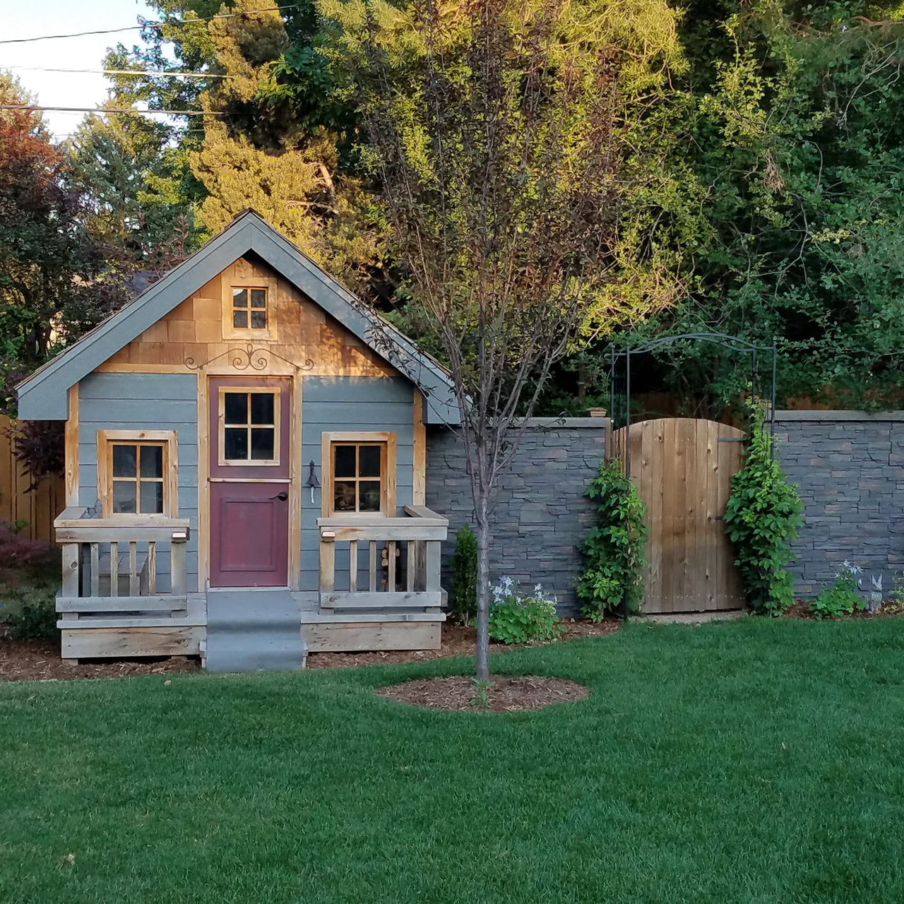 Appalachian Gray: Country Ledgestone Outside Corner